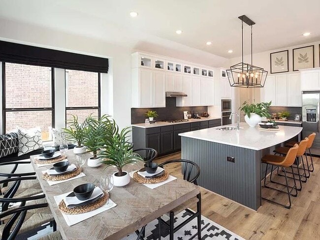 Building Photo - 2516 Carretera Dr