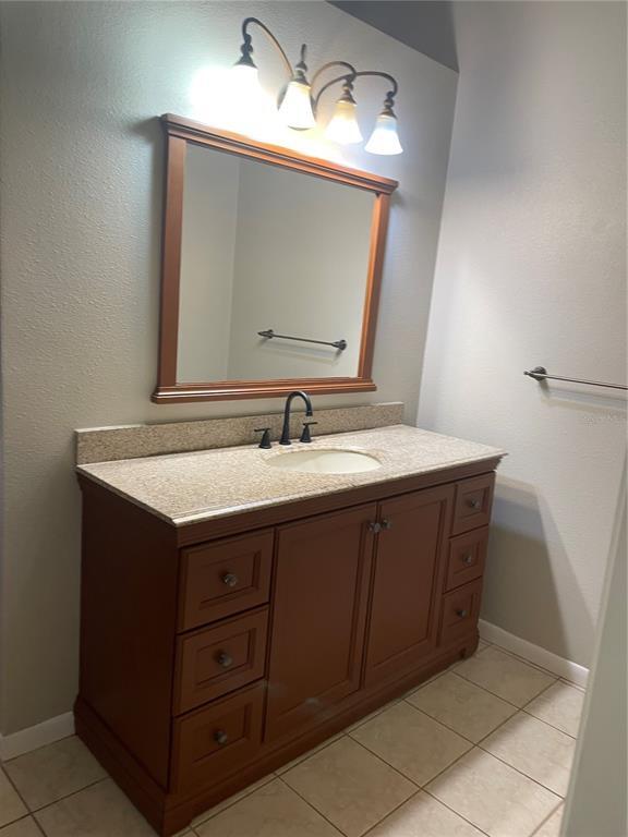 Building Photo - 1086 Sanabel Ct