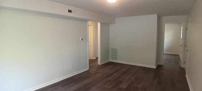Building Photo - Christiansburg, 2 BR / 1 BA, Available in Aug 14th
