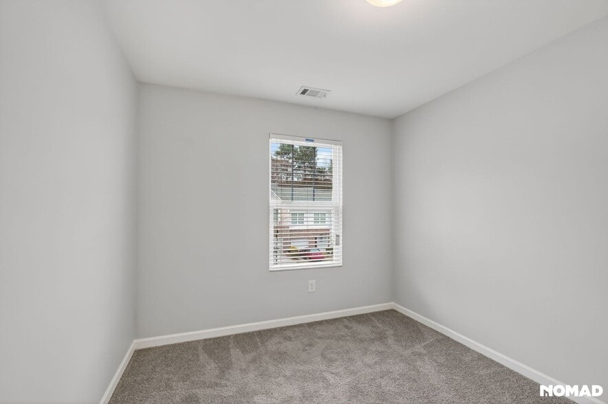 Building Photo - 6367 Kennonbriar Ct