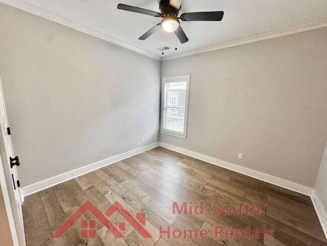 Building Photo - 441 Josephine St