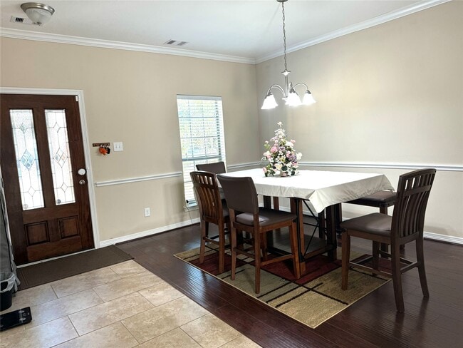 Building Photo - 4118 Ponderosa Hills Ln