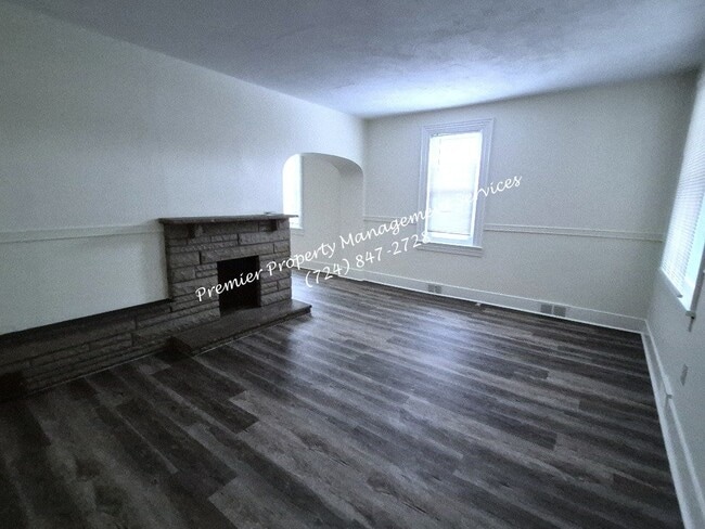 Building Photo - 2518 9th Ave