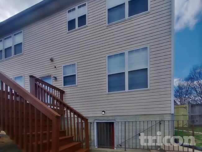 Building Photo - 4116 Killington Ct