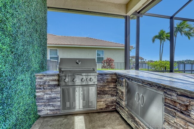 Building Photo - 1436 Stonehaven Estates Dr