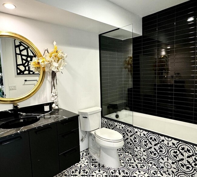 Building Photo - 3107 N 70th St