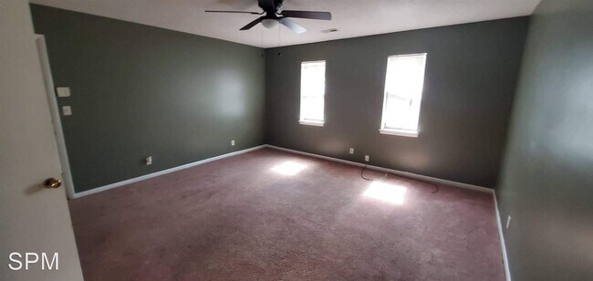 Building Photo - 2 br, 2 bath House - 4212 Chalet Circle