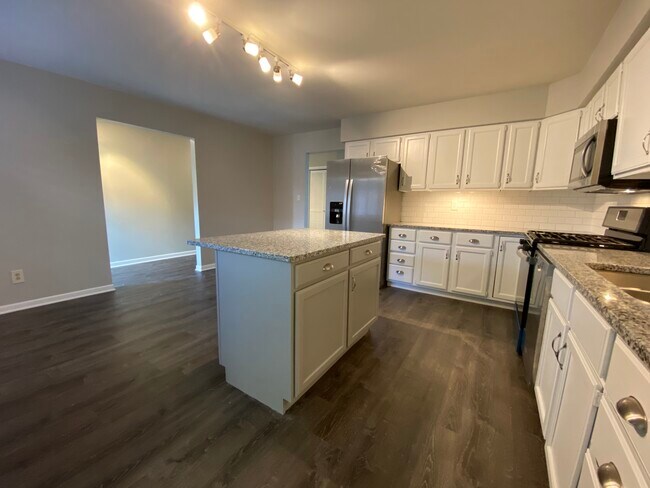 Building Photo - 149 Juniper Drive