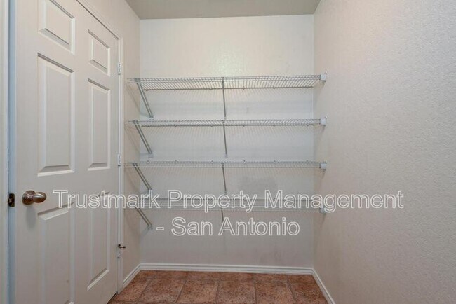 Building Photo - 10903 Dewlap Trail