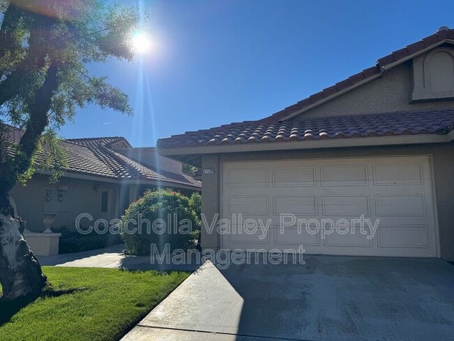 Building Photo - 77739 Woodhaven Dr S