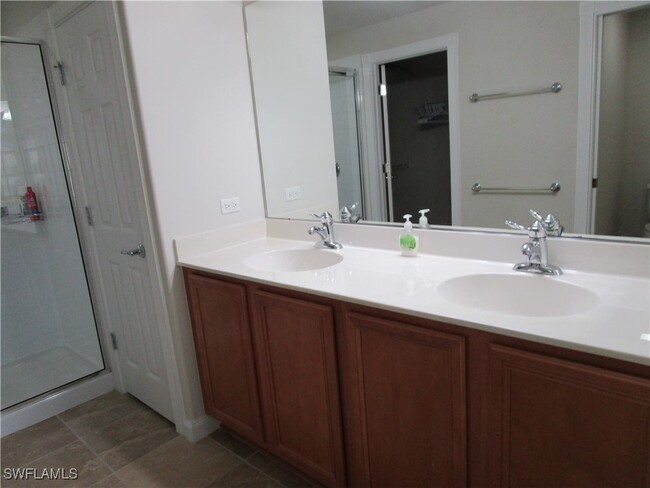 Building Photo - 8677 Erice Ct