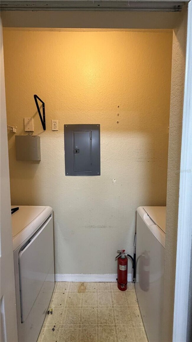 Building Photo - 2651 Maitland Crossing Way