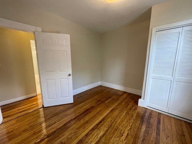 Building Photo - 338 K St