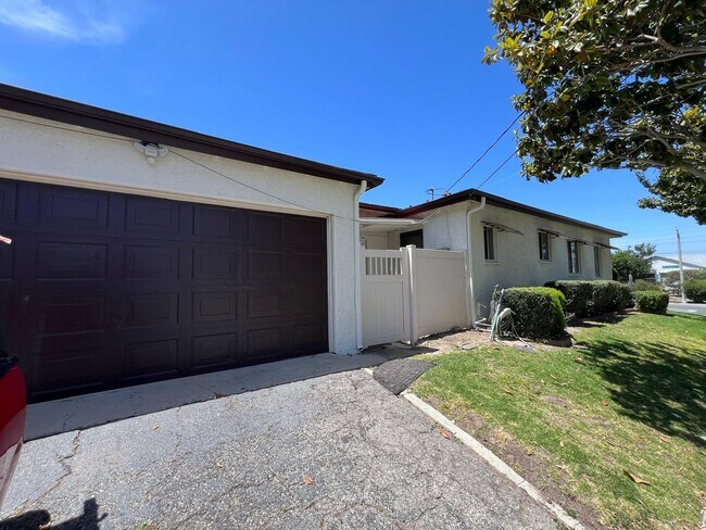 Building Photo - Nice Single Family Home in South Torrance
