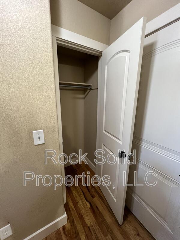 Building Photo - 3712 Gunsmoke Rd