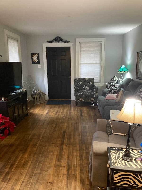 Building Photo - 1410 74th St