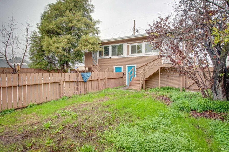 Building Photo - 1617 Georgia St