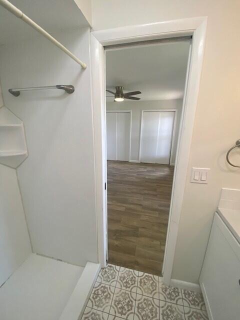 Building Photo - 1100 Cameo Cir