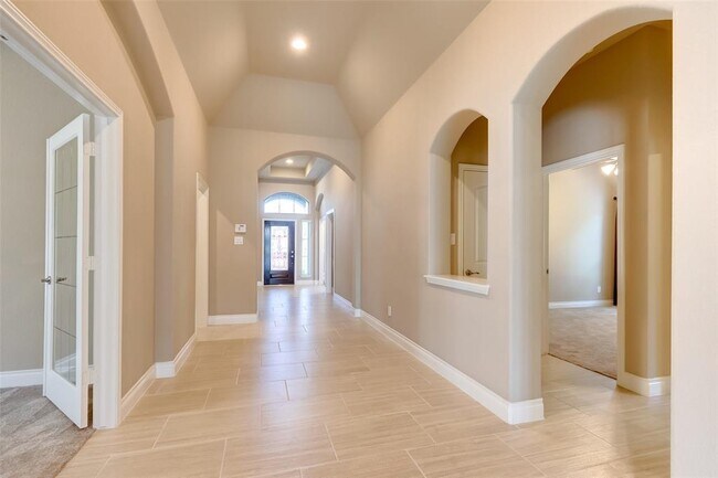 Building Photo - 23319 Tirino Shores Dr