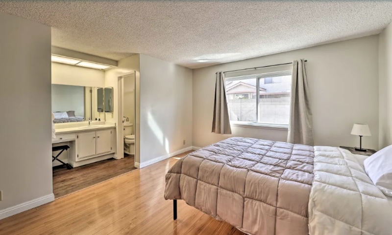 Building Photo - 123 Undisclosed