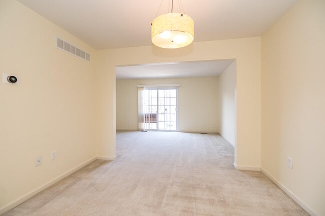 Building Photo - 6225 Brant Ln