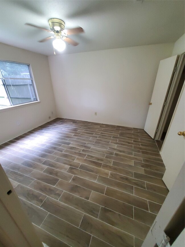 Building Photo - 7610 Lemma Dr