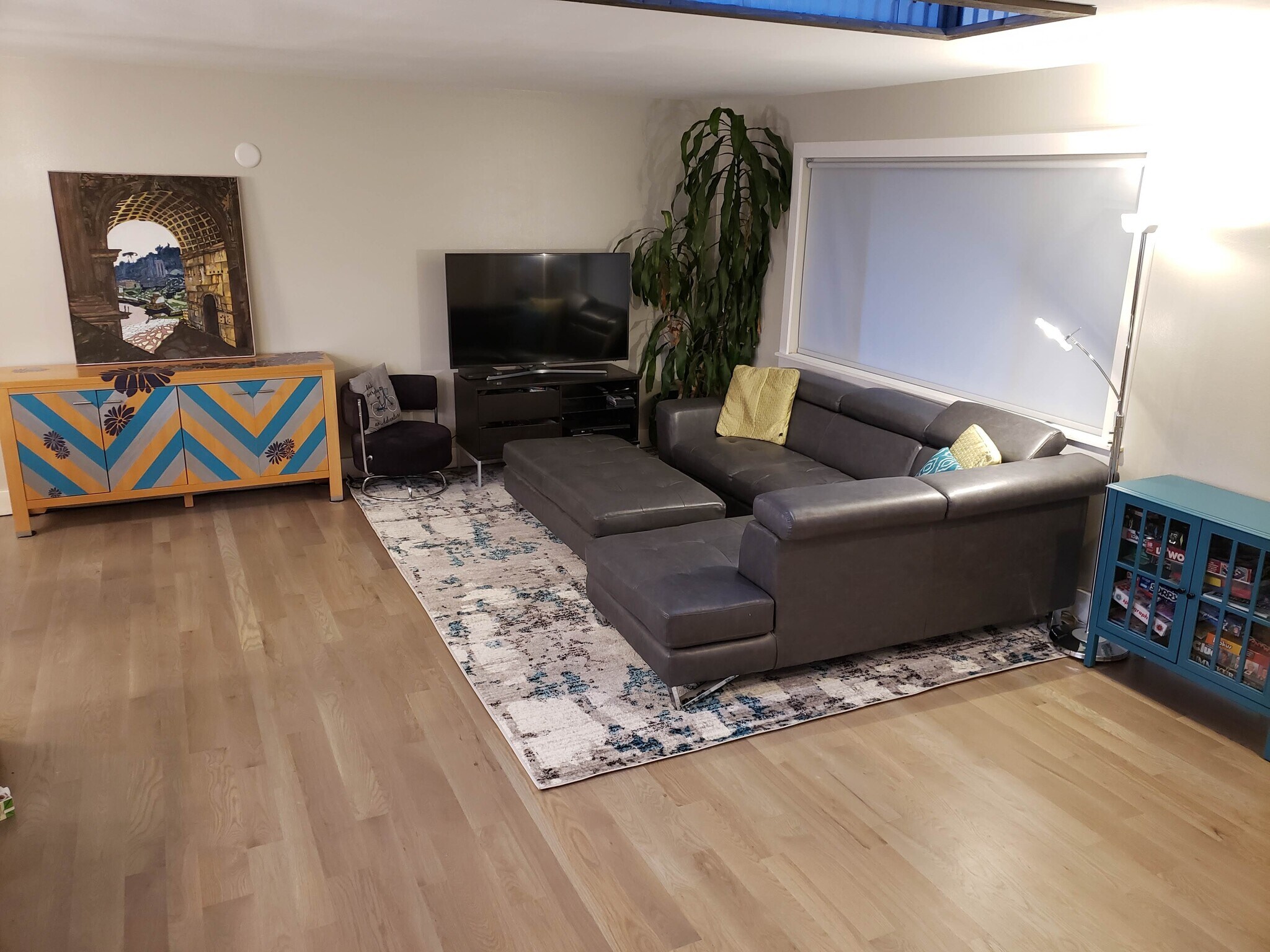 Building Photo - 2200 Sheffield Dr.