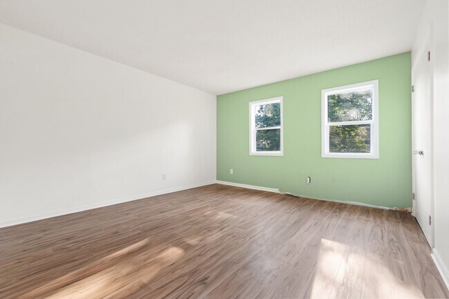 Building Photo - 2509 Stadium Dr