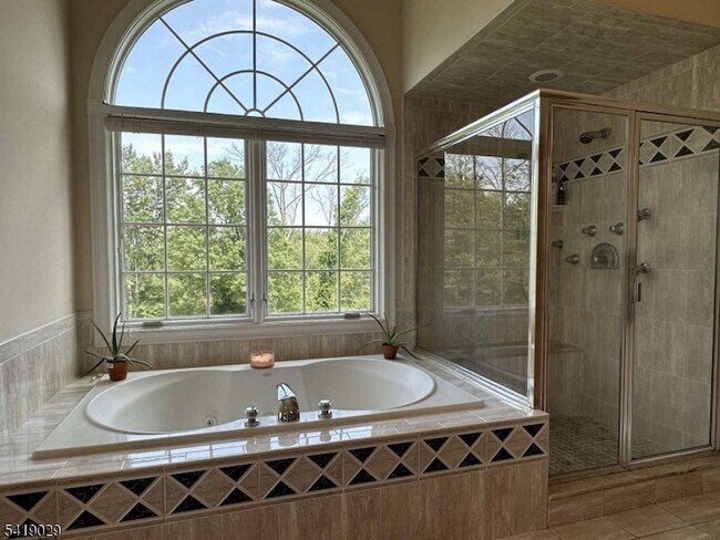 Building Photo - 104 Darren Dr