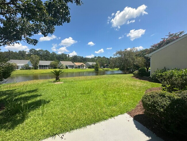 Building Photo - Gorgeous Renovated Two Bedroom Home in Sun City!
