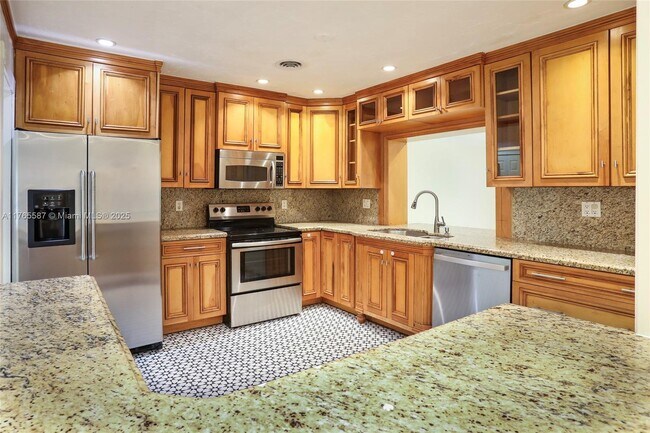 Building Photo - 8870 SW 86th St