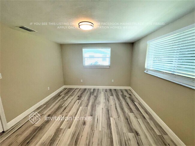 Building Photo - 7250 Magnolia Valley Dr