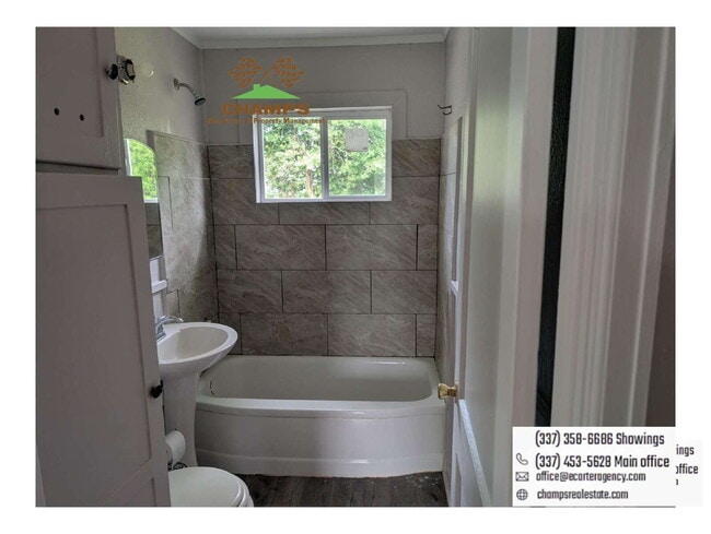 Building Photo - Two bedroom house available for rent in La...