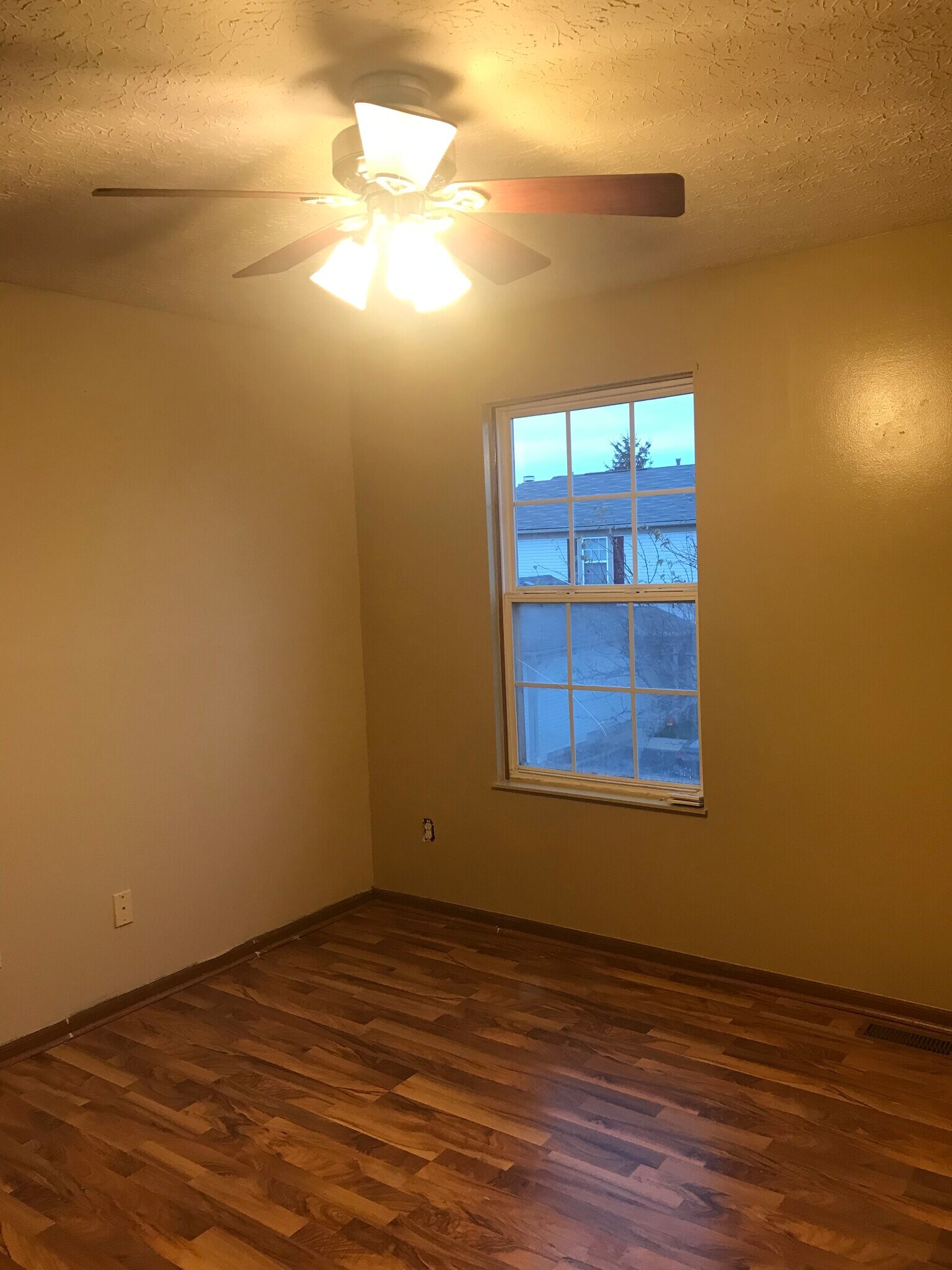 Bedroom - 206 Macfalls Way