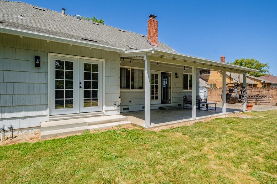 Building Photo - 7971 Hanford Way