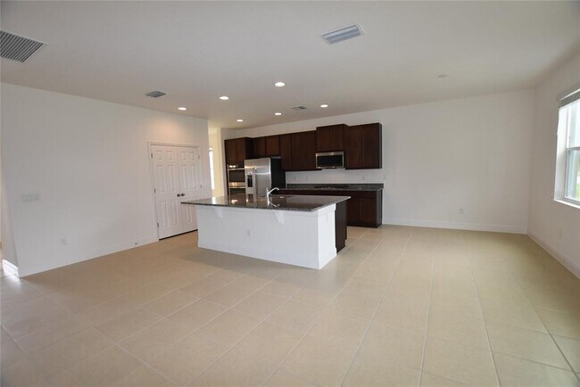 Building Photo - 4836 Gilded Jewel Dr
