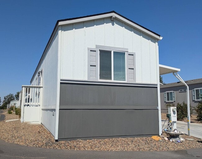 Building Photo - 5510 Clark Rd