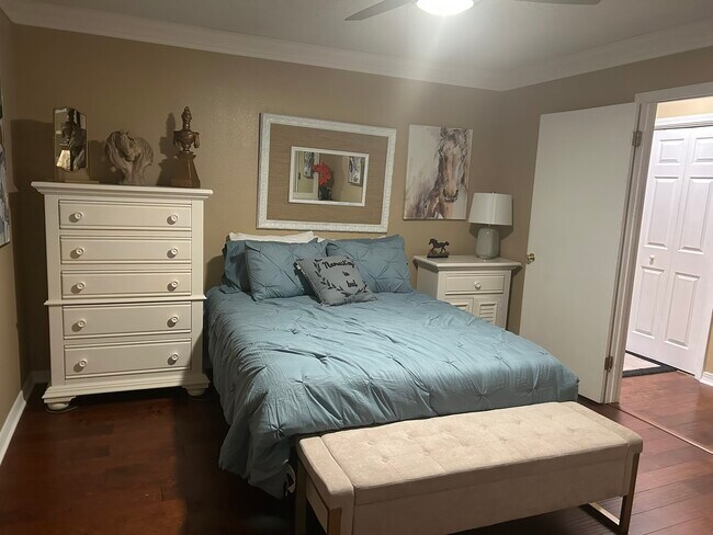 Building Photo - 331 Buena Vista Rd