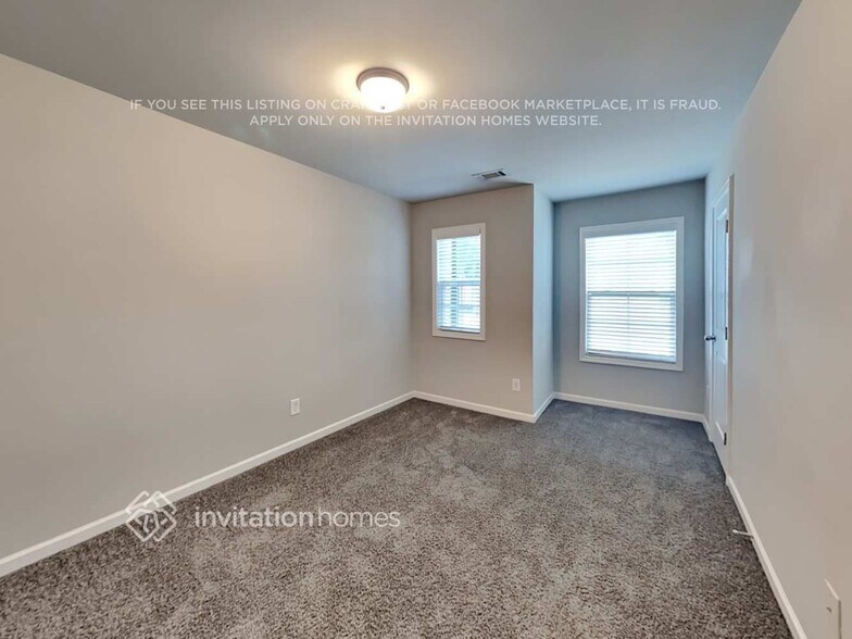 Building Photo - 701 Alder Grv Trce