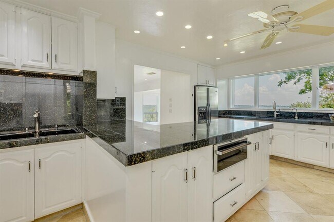 Building Photo - 6800 Falcata Cove