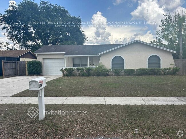 Building Photo - 614 Highview Cir S