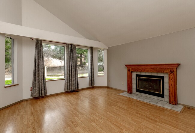 Building Photo - 3223 S 372nd St