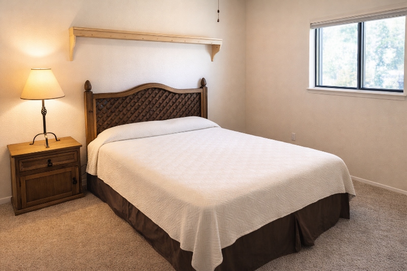 Building Photo - 1007 Cll De Oro