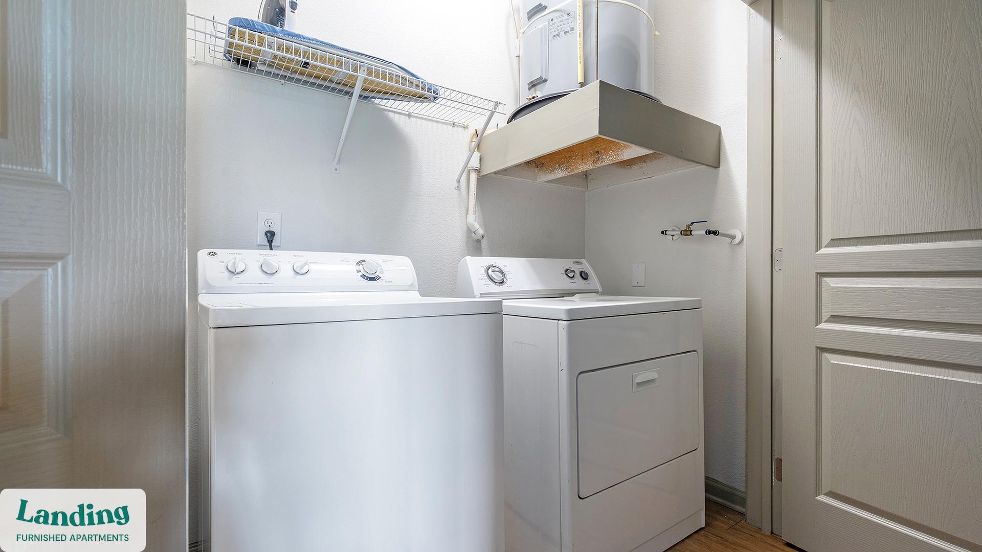 Building Photo - 10051 Perimeter Station Dr