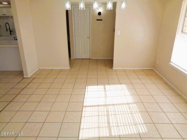 Building Photo - 309 Turnstone Dr