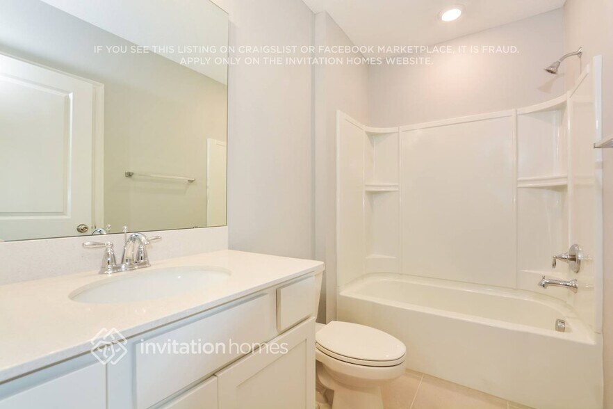 Building Photo - 440 Waterford Drive