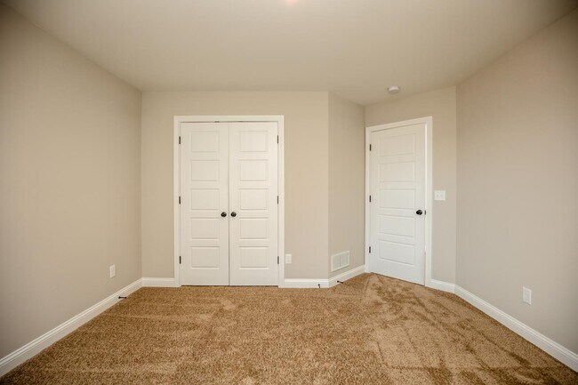 Building Photo - 766 Copley Pointe Dr