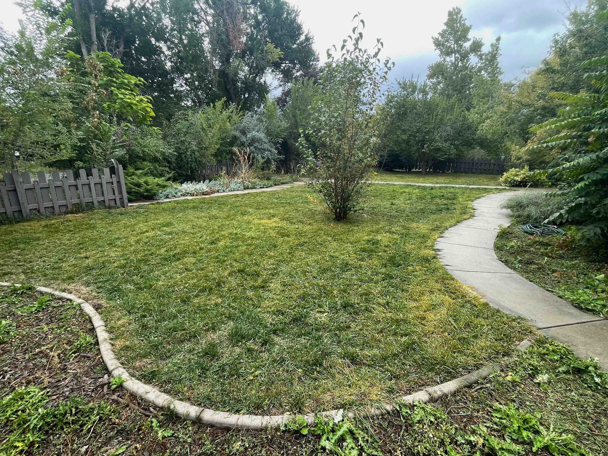 Building Photo - 1991 Glen Garry Dr