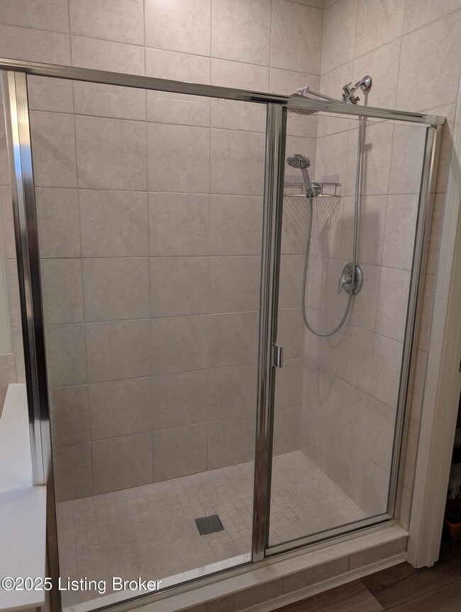 Building Photo - 2861 Hamilton Springs Dr