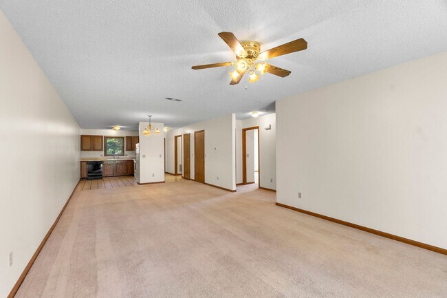 Building Photo - Stonebridge 3711/3713